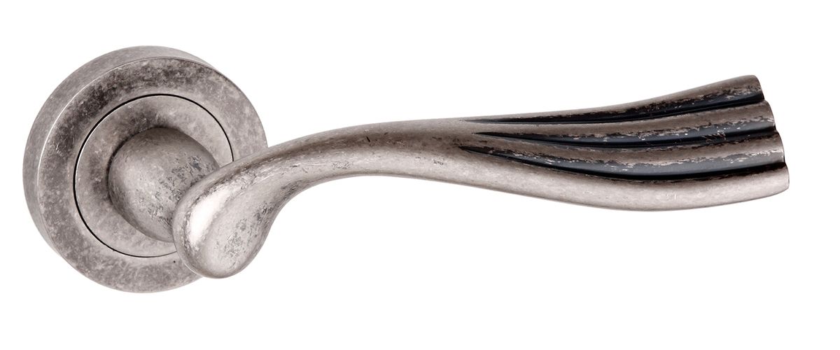 Old English Richmond Lever on Round Rose - Distressed Silver