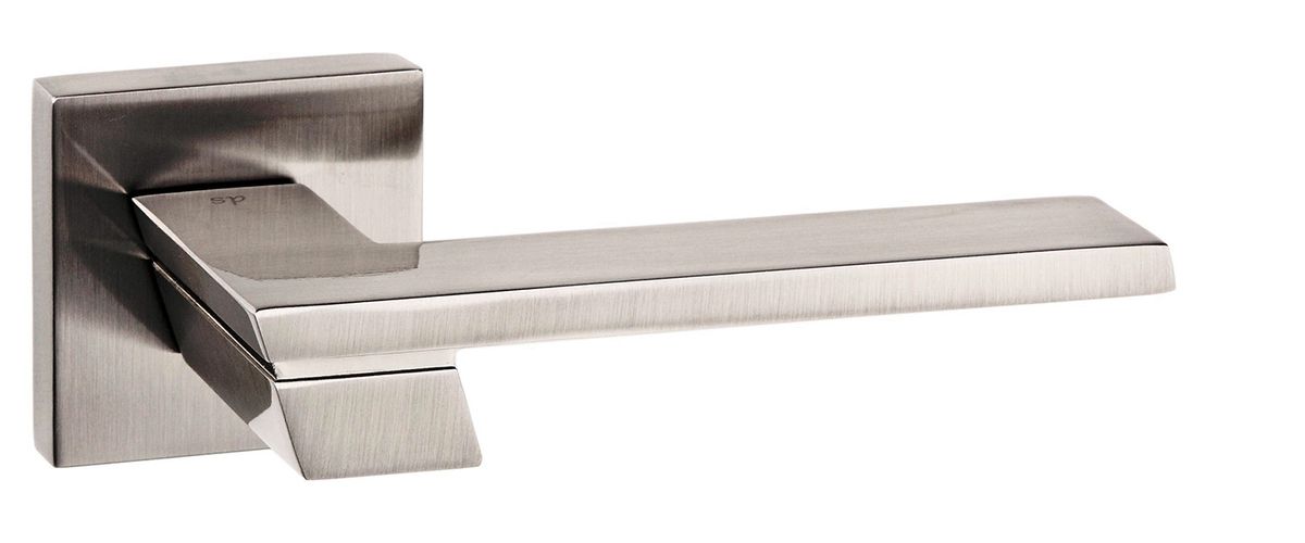 Senza Pari Giovanni Designer Lever on Flush Square Rose - Satin Nickel