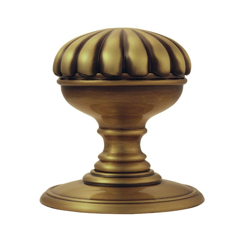 Carlisle Brass Delamain Flower Knob