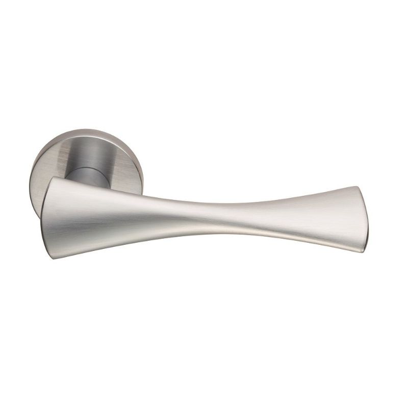 Carlisle Brass Toro Lever on Round Rose