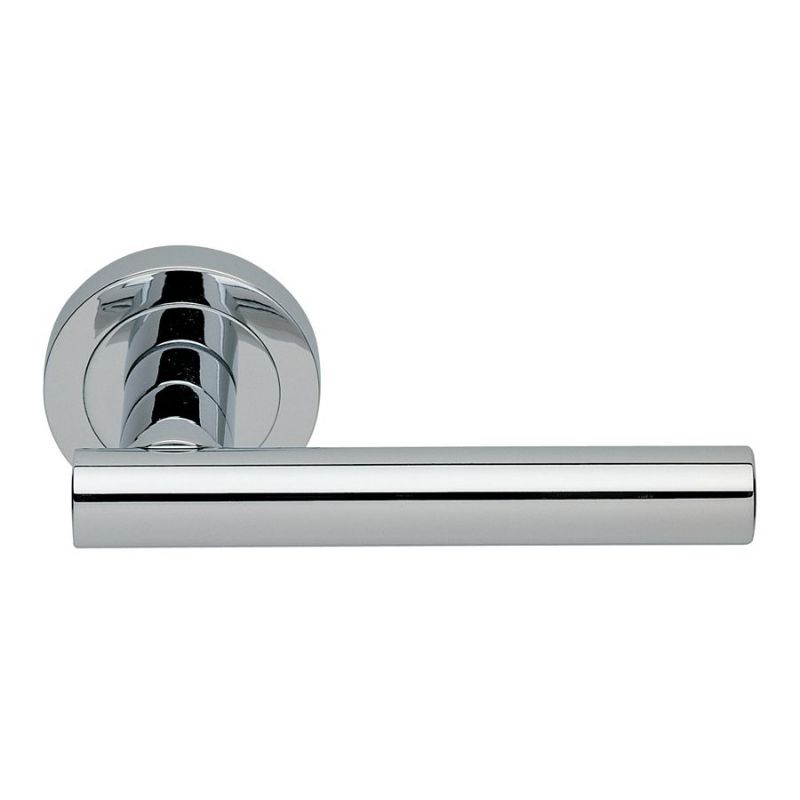 Carlisle Brass Calla Lever on Round Rose in Polished Chrome